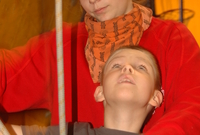 Segítő kezekben