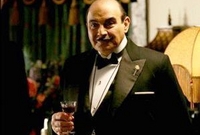 Mit keres Poirot az évzárón? - interaktív krimi Mit keres Poirot az évzárón? - interaktív krimi